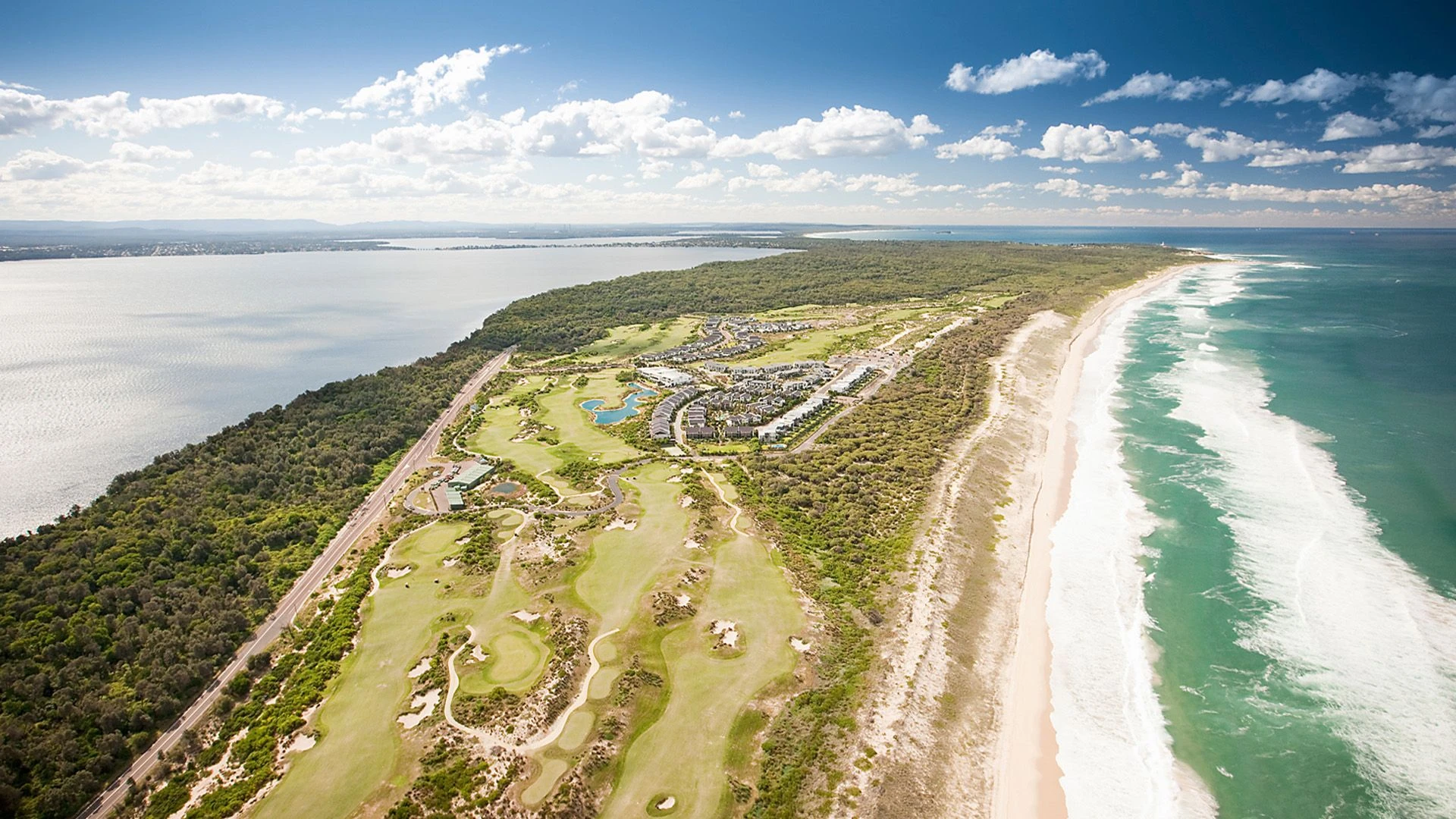 Pullman Magenta Shores Resort
