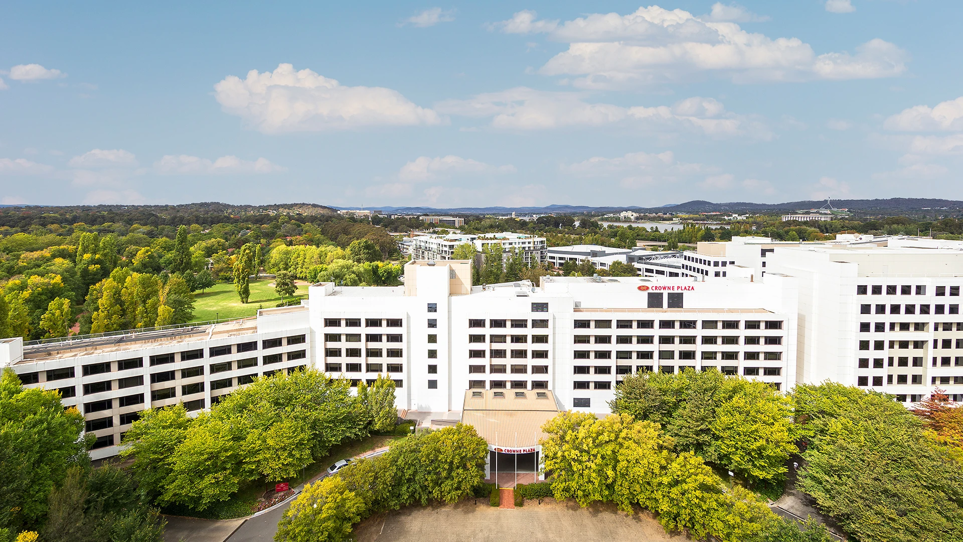 Crowne Plaza Canberra, an IHG Hotel