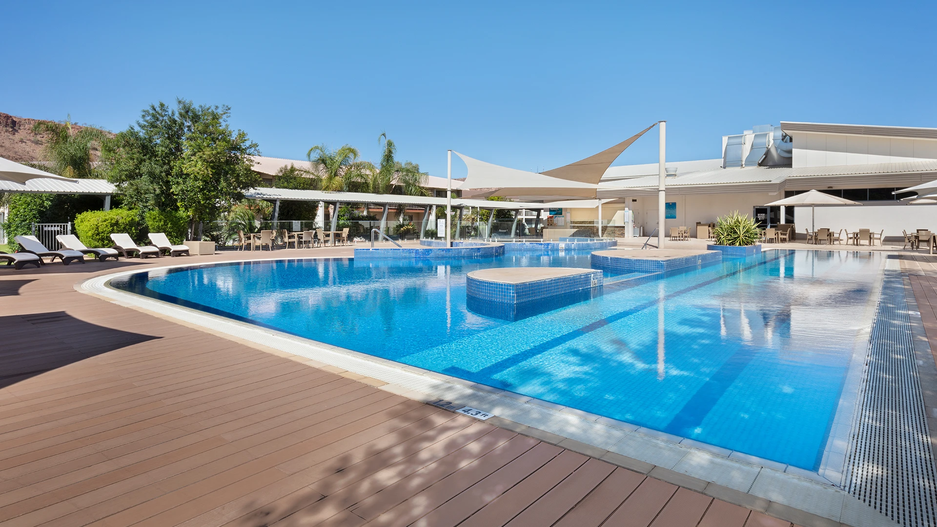 Crowne Plaza Alice Springs Lasseters, an IHG Hotel
