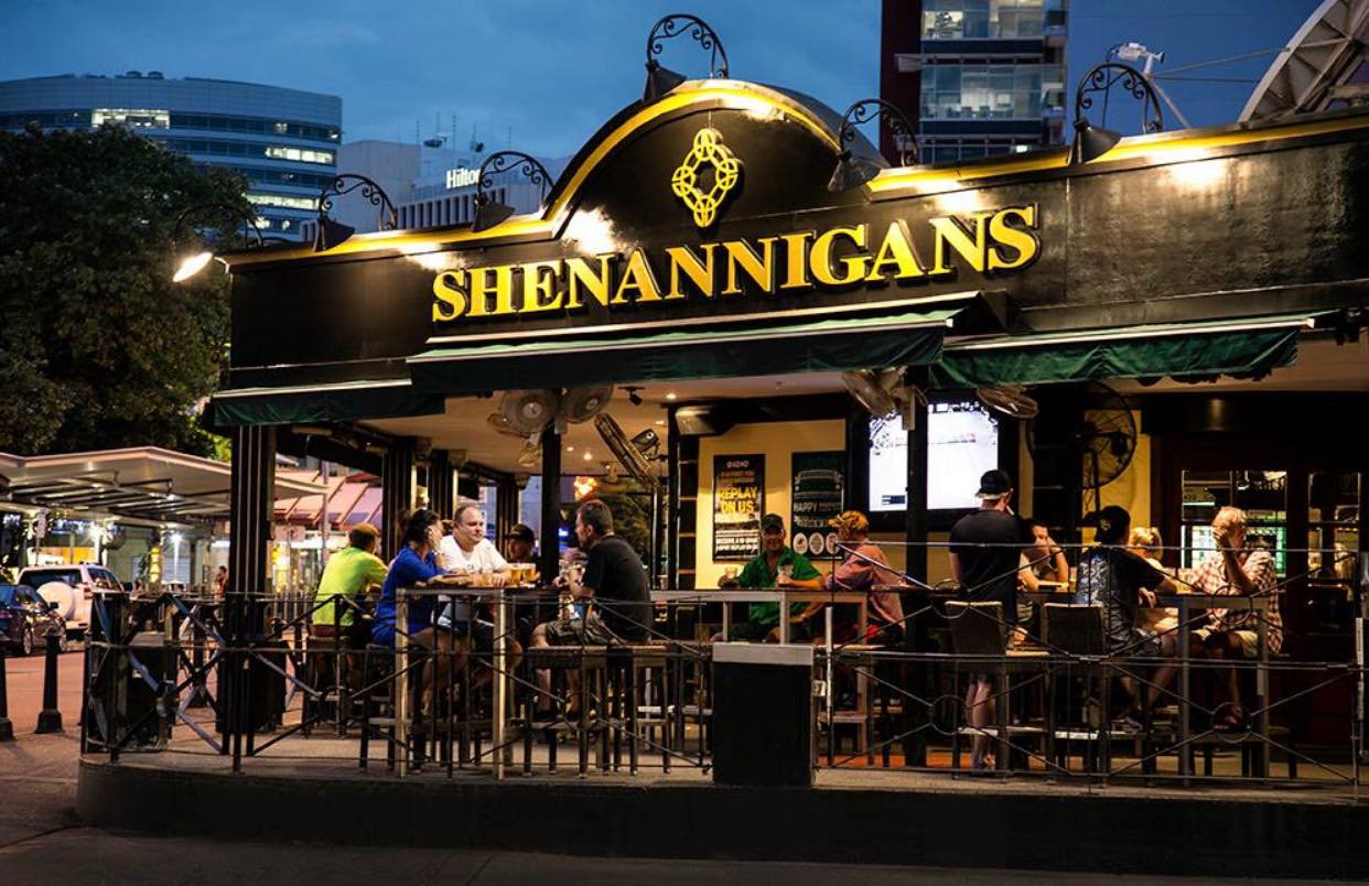 SHENANNIGANS Irish Bar & Restaurant-Meal Specials from $15
